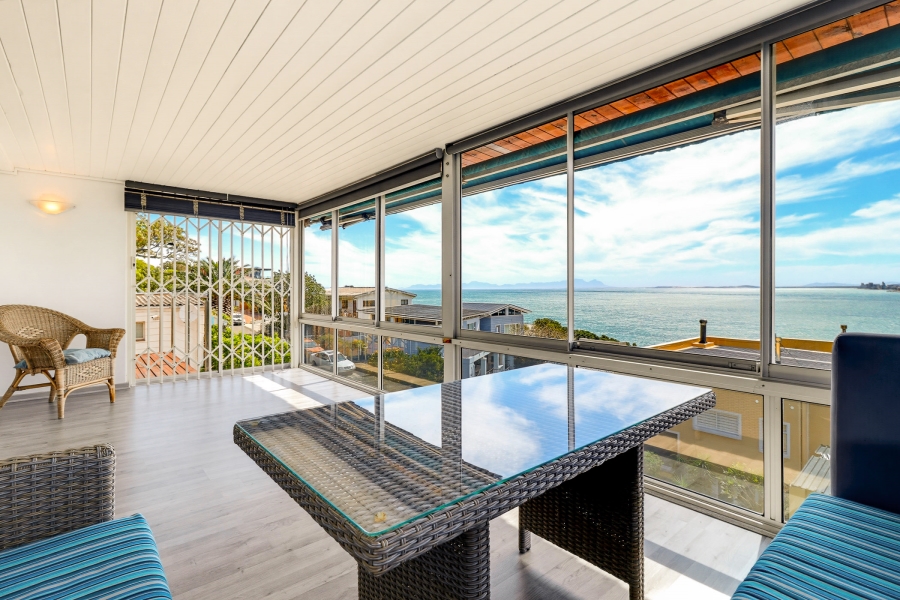 4 Bedroom Property for Sale in Gordons Bay Village Western Cape